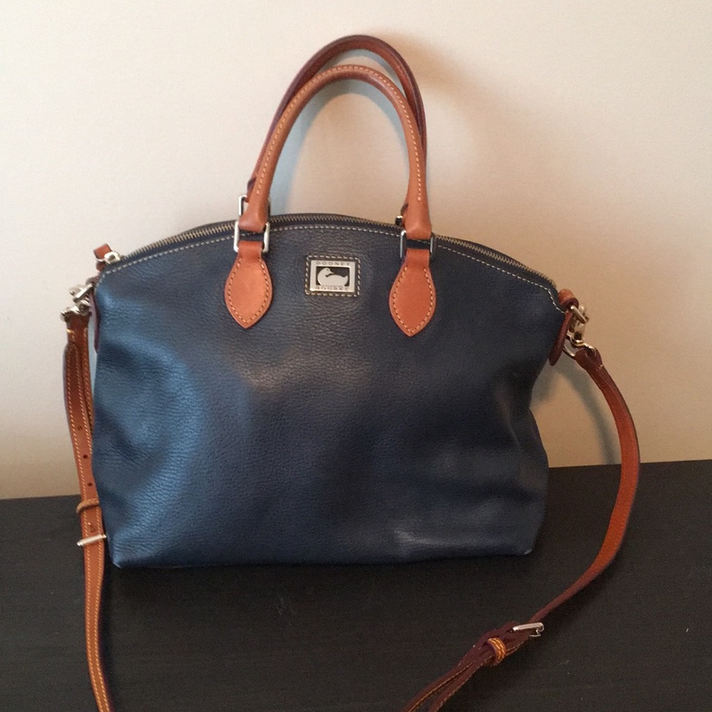 Navy Blue Dooney & Burke leather purse, EUC
